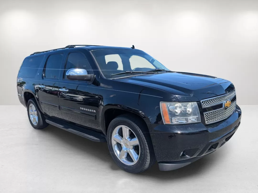 2013 /Ebony Chevrolet Suburban LT (1GNSCJE07DR) with an Other engine, located at 5115 14th Ave., Columbus, GA, 31904, (706) 323-0345, 32.511494, -84.971046 - **Unleash Adventure with the 2013 Chevrolet Suburban LT at Gils Auto in Columbus, GA!**<br /> <br /> Are you ready to elevate your family adventures or tackle your daily commute with style and comfort? The 2013 Chevrolet Suburban LT is the ultimate SUV that perfectly blends functionality and luxury, - Photo#2
