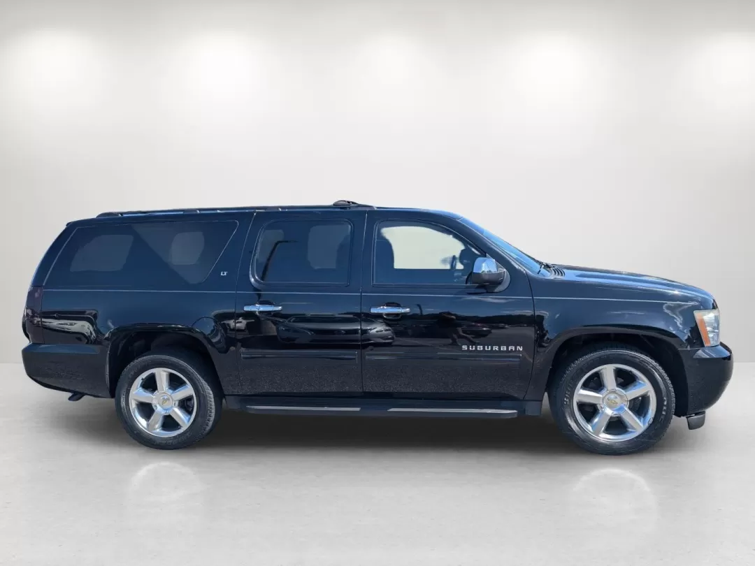 2013 /Ebony Chevrolet Suburban LT (1GNSCJE07DR) with an Other engine, located at 5115 14th Ave., Columbus, GA, 31904, (706) 323-0345, 32.511494, -84.971046 - **Unleash Adventure with the 2013 Chevrolet Suburban LT at Gils Auto in Columbus, GA!**<br /> <br /> Are you ready to elevate your family adventures or tackle your daily commute with style and comfort? The 2013 Chevrolet Suburban LT is the ultimate SUV that perfectly blends functionality and luxury, - Photo#3