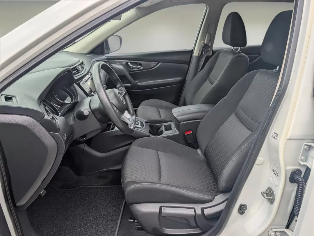 2017 /Charcoal Nissan Rogue S (KNMAT2MV1HP) with an Other engine, located at 5115 14th Ave., Columbus, GA, 31904, (706) 323-0345, 32.511494, -84.971046 - 2017 Nissan Rogue S - Photo#9