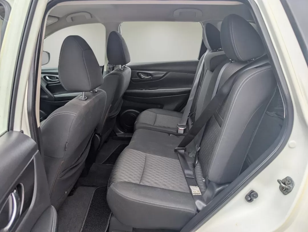 2017 /Charcoal Nissan Rogue S (KNMAT2MV1HP) with an Other engine, located at 5115 14th Ave., Columbus, GA, 31904, (706) 323-0345, 32.511494, -84.971046 - 2017 Nissan Rogue S - Photo#10