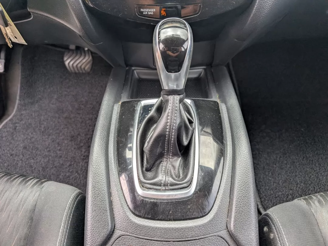 2017 /Charcoal Nissan Rogue S (KNMAT2MV1HP) with an Other engine, located at 5115 14th Ave., Columbus, GA, 31904, (706) 323-0345, 32.511494, -84.971046 - 2017 Nissan Rogue S - Photo#14