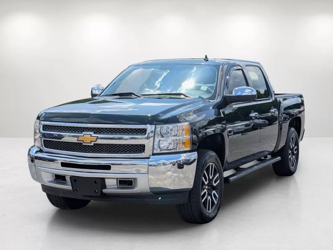 2013 /Light Cashmere/Dark Cashmere Chevrolet Silverado 1500 LT (3GCPKSE71DG) with an Other engine, located at 3959 U.S. 80 W, Phenix City, AL, 36870, (334) 297-4885, 32.469296, -85.135185 - **Ready for Adventure: 2013 Chevrolet Silverado 1500 LT Crew Cab Pickup at Gils Auto in Phenix City!**<br /> <br /> If you're seeking a dependable vehicle that seamlessly blends work and play, the 2013 Chevrolet Silverado 1500 LT Crew Cab Pickup is your answer. This truck is not just a means of tran - Photo#0