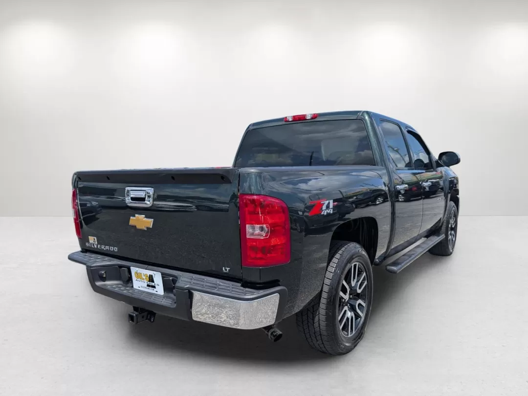 2013 /Light Cashmere/Dark Cashmere Chevrolet Silverado 1500 LT (3GCPKSE71DG) with an Other engine, located at 3959 U.S. 80 W, Phenix City, AL, 36870, (334) 297-4885, 32.469296, -85.135185 - **Ready for Adventure: 2013 Chevrolet Silverado 1500 LT Crew Cab Pickup at Gils Auto in Phenix City!**<br /> <br /> If you're seeking a dependable vehicle that seamlessly blends work and play, the 2013 Chevrolet Silverado 1500 LT Crew Cab Pickup is your answer. This truck is not just a means of tran - Photo#4
