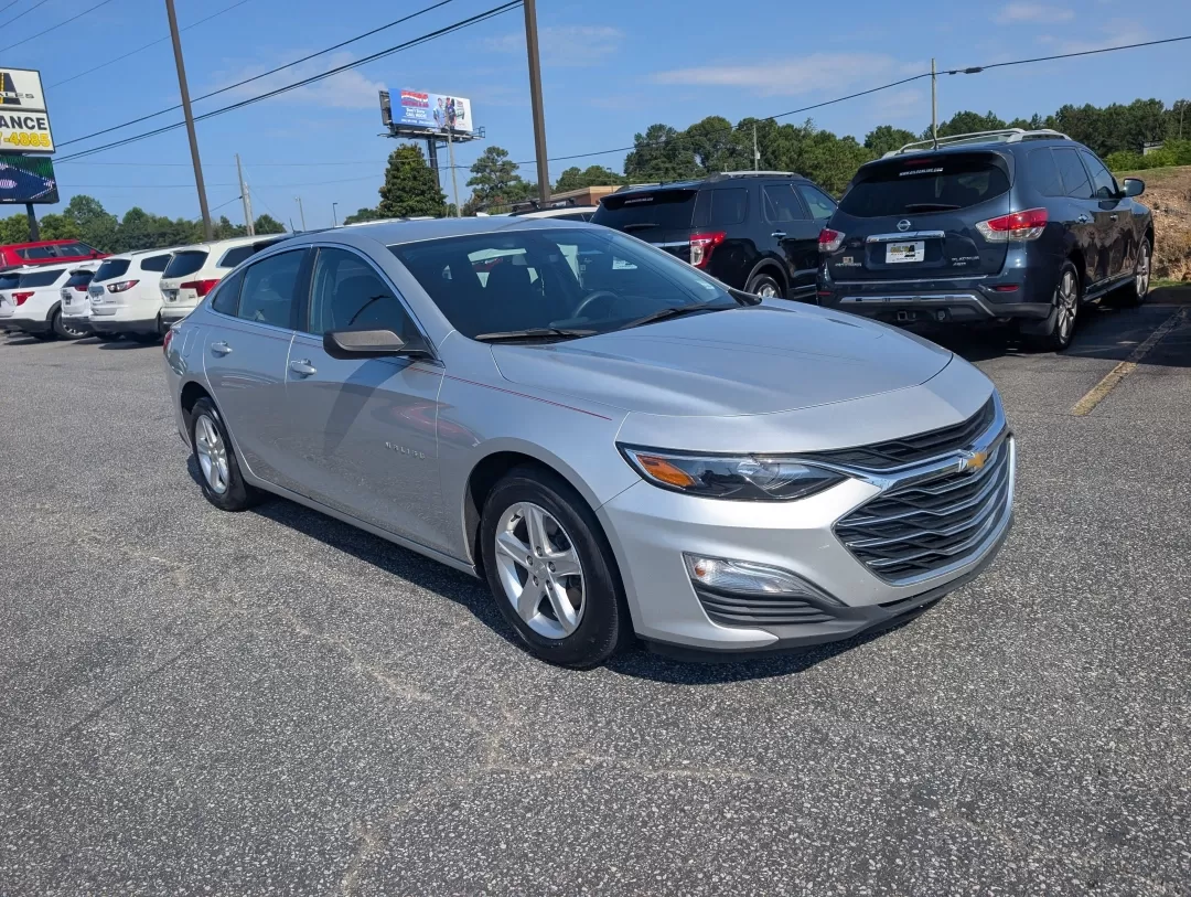2021 /Jet Black Chevrolet Malibu LS (1G1ZC5ST7MF) with an Other engine, located at 3959 U.S. 80 W, Phenix City, AL, 36870, (334) 297-4885, 32.469296, -85.135185 - **Discover the Perfect Blend of Style and Reliability: 2021 Chevrolet Malibu LS at Gils Auto in Phenix City, AL**<br /> <br /> Are you searching for a reliable sedan that fits seamlessly into your busy lifestyle? Whether you're commuting to work, running errands around Phenix City, or enjoying weeke - Photo#2