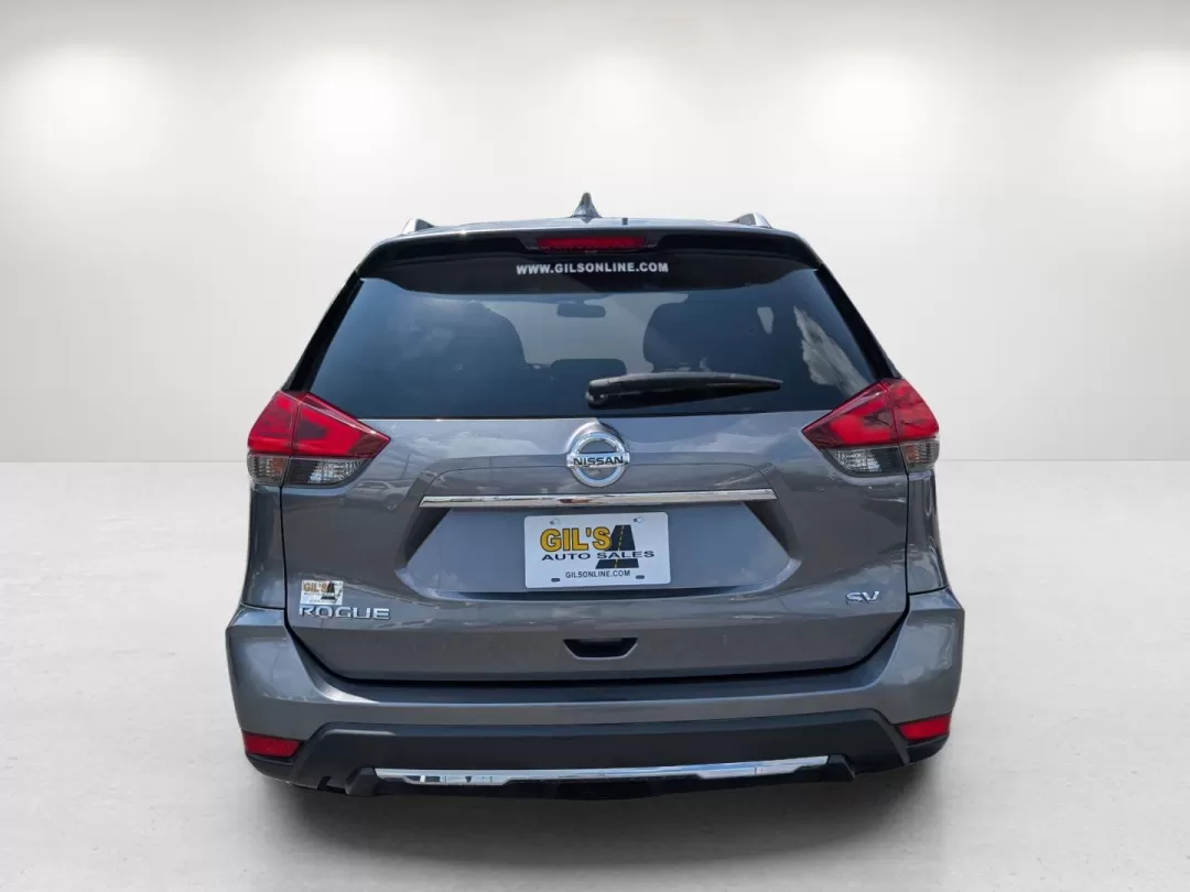 2017 /Charcoal Nissan Rogue SV (KNMAT2MT7HP) with an Other engine, located at 3959 U.S. 80 W, Phenix City, AL, 36870, (334) 297-4885, 32.469296, -85.135185 - **Embark on Your Next Adventure with the 2017 Nissan Rogue SV at Gils Auto!**<br /> <br /> Are you ready to elevate your driving experience? Whether you're a growing family seeking safety and space, a commuter yearning for reliability, or an adventurer ready to hit the road, the 2017 Nissan Rogue SV - Photo#5