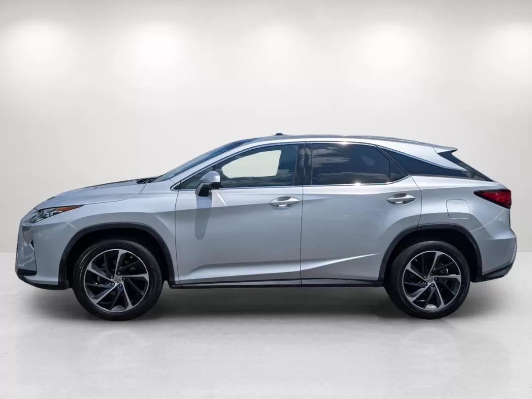 2016 Lexus RX 350 (2T2ZZMCAXGC) with an Other engine, located at 3959 U.S. 80 W, Phenix City, AL, 36870, (334) 297-4885, 32.469296, -85.135185 - Experience the ultimate in luxury and versatility with the 2016 Lexus RX 350, available now at Gils Auto in Phenix City, AL. This stunning SUV is not just a vehicle-it's a lifestyle upgrade, perfect for families on the go, daily commuters seeking comfort, or adventurous spirits ready to hit the open - Photo#7