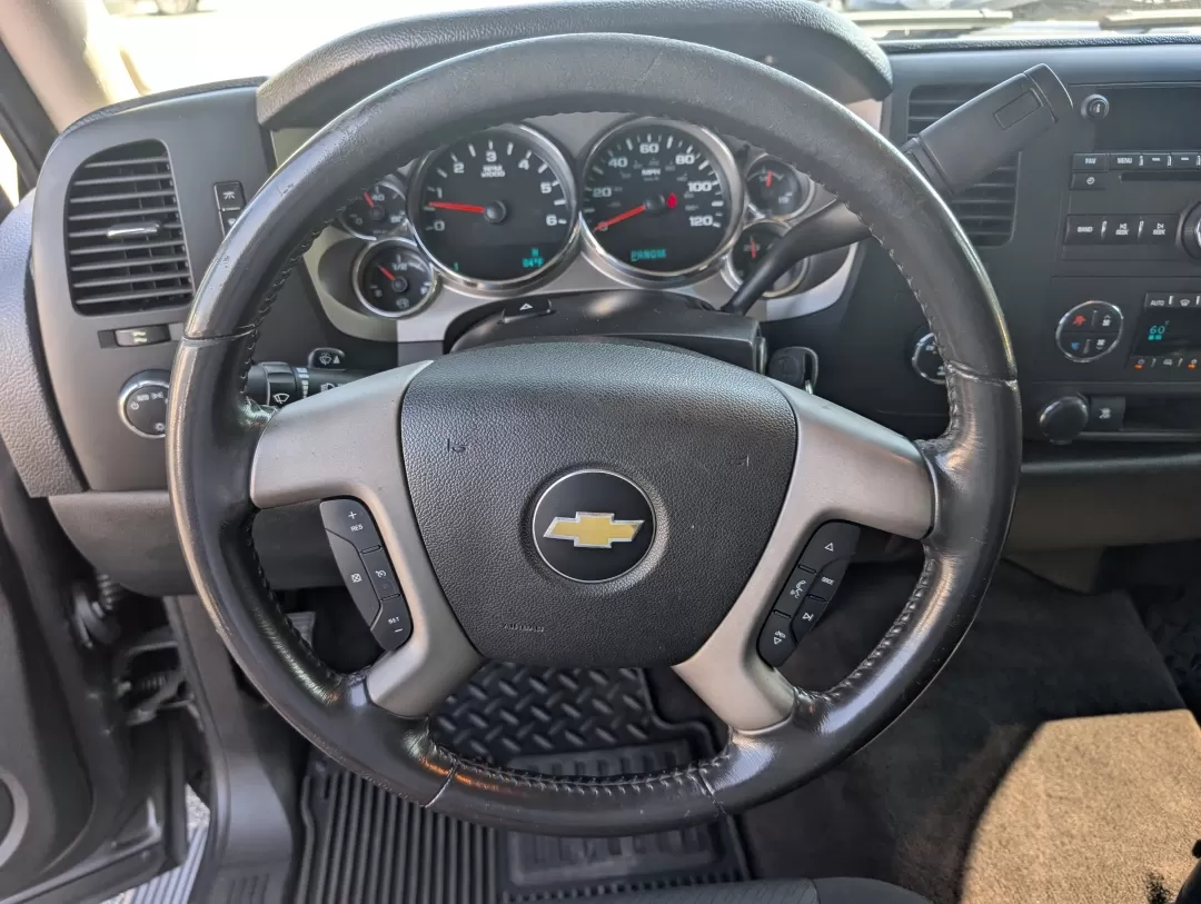 2011 /Ebony Chevrolet Silverado 1500 LT (3GCPKSE38BG) with an Other engine, located at 3959 U.S. 80 W, Phenix City, AL, 36870, (334) 297-4885, 32.469296, -85.135185 - **Elevate Your Adventures with the 2011 Chevrolet Silverado 1500 LT A Perfect Blend of Power and Comfort!**<br /> <br /> If you're seeking a robust yet refined vehicle that effortlessly combines daily utility with weekend escapades, look no further than this stunning 2011 Chevrolet Silverado 1500 L - Photo#15