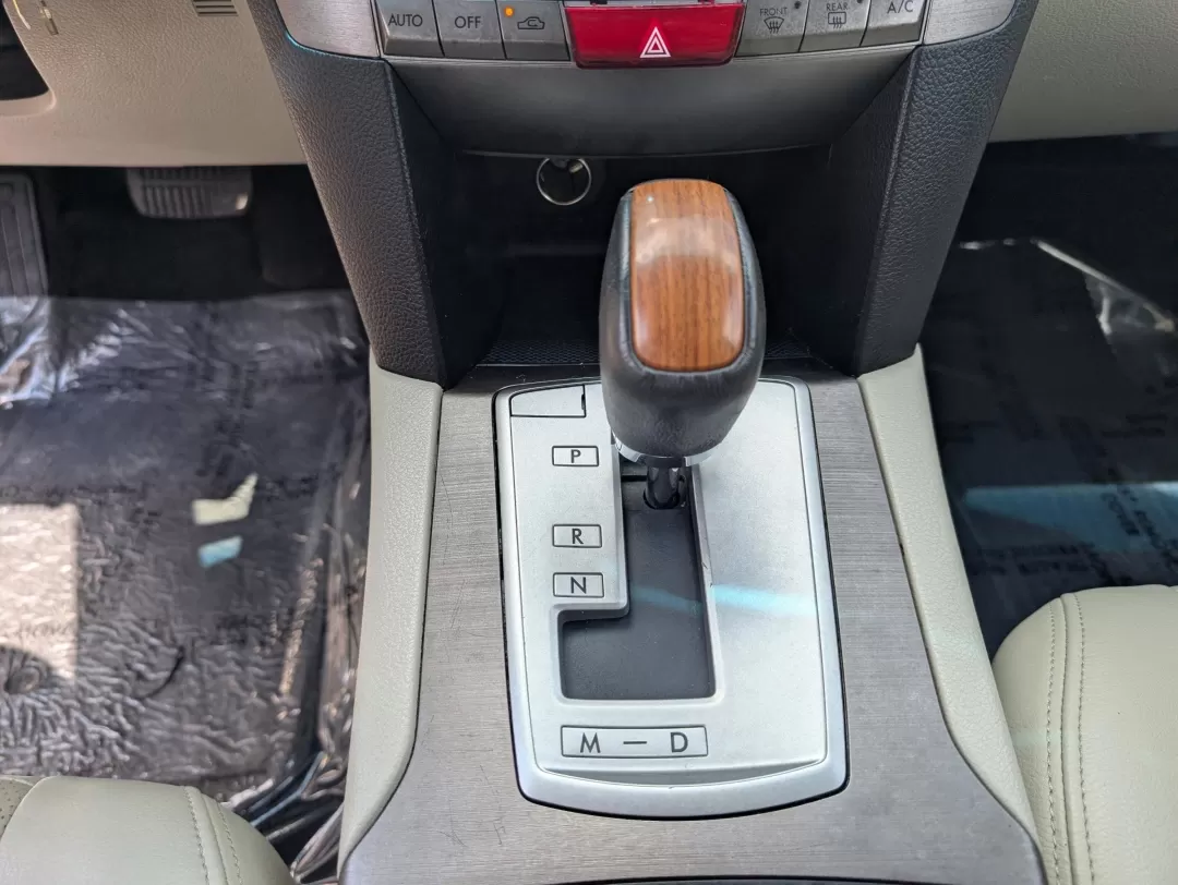 2014 /Warm Ivory Subaru Outback 2.5i Limited (4S4BRCLC1E3) with an Other engine, located at 3959 U.S. 80 W, Phenix City, AL, 36870, (334) 297-4885, 32.469296, -85.135185 - **Adventure Awaits with the 2014 Subaru Outback 2.5i Limited Perfect for Your Next Road Trip!**<br /> <br /> If you're ready to elevate your family outings or embark on thrilling weekend adventures, the 2014 Subaru Outback 2.5i Limited is the vehicle for you. This versatile sport utility vehicle co - Photo#13