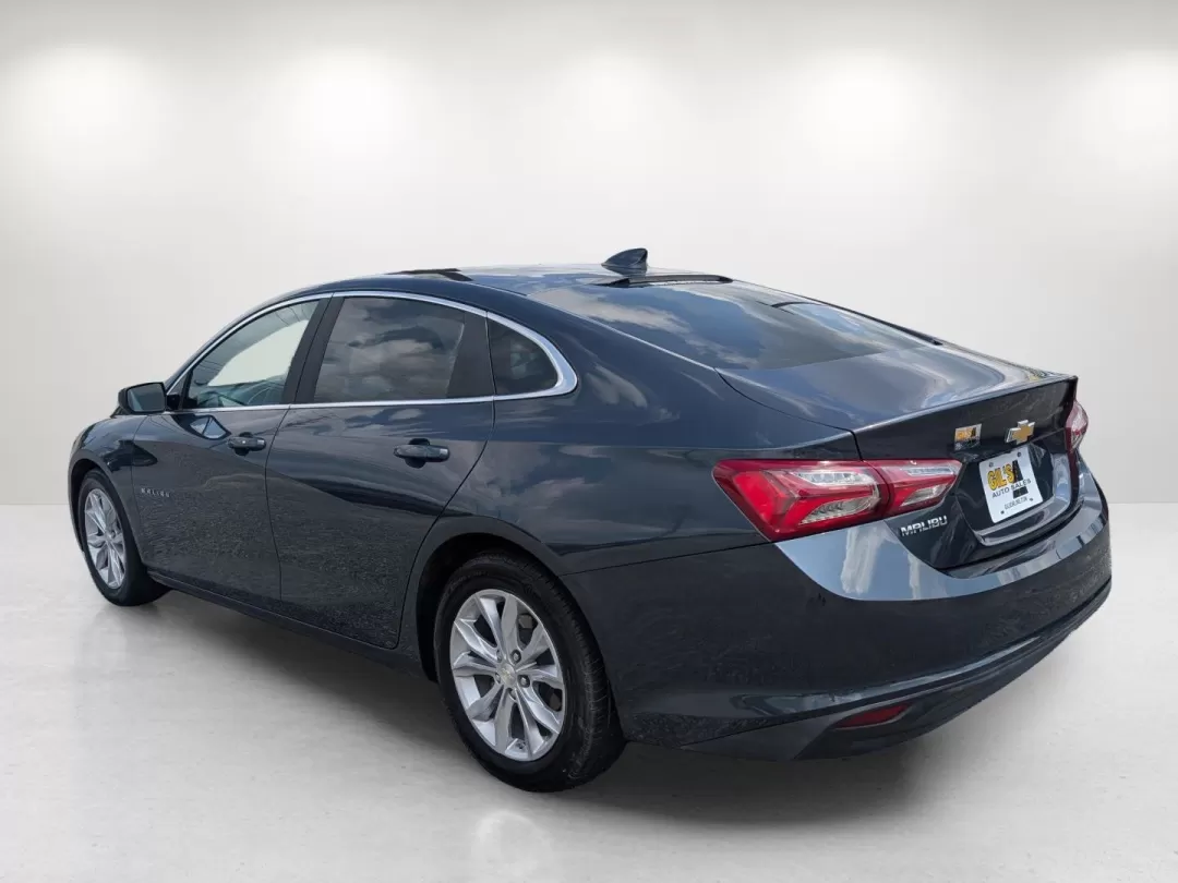 2019 /Jet Black Chevrolet Malibu LT (1G1ZD5ST1KF) with an Other engine, located at 3959 U.S. 80 W, Phenix City, AL, 36870, (334) 297-4885, 32.469296, -85.135185 - **Explore the Open Road with the 2019 Chevrolet Malibu LT: Your Ideal Family Sedan**<br /> <br /> Looking for the perfect blend of comfort, technology, and fuel efficiency for your daily commute or family outings? Look no further than the stunning 2019 Chevrolet Malibu LT, available now at Gils Auto - Photo#6