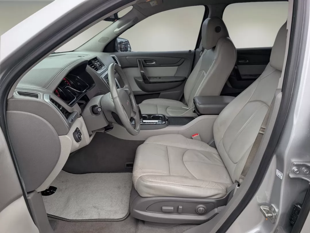 2016 /Light Titanium GMC Acadia SLT (1GKKRRKD1GJ) with an Other engine, located at 1430 Gateway Drive, Opelika, AL, 36801, (334) 239-0944, 32.637871, -85.409790 - **Adventure Awaits with the 2016 GMC Acadia SLT Perfect for Your Family's Next Road Trip!**<br /> <br /> Get ready to elevate your family outings with this stunning 2016 GMC Acadia SLT, now available at Gils Auto in Phenix City, AL! This spacious SUV not only offers ample room for up to seven passe - Photo#9