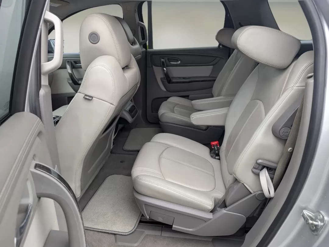 2016 /Light Titanium GMC Acadia SLT (1GKKRRKD1GJ) with an Other engine, located at 1430 Gateway Drive, Opelika, AL, 36801, (334) 239-0944, 32.637871, -85.409790 - **Adventure Awaits with the 2016 GMC Acadia SLT Perfect for Your Family's Next Road Trip!**<br /> <br /> Get ready to elevate your family outings with this stunning 2016 GMC Acadia SLT, now available at Gils Auto in Phenix City, AL! This spacious SUV not only offers ample room for up to seven passe - Photo#10