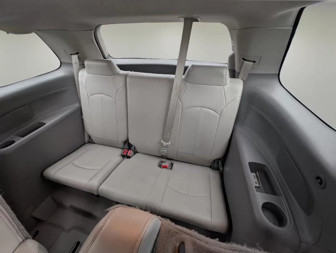 2016 /Light Titanium GMC Acadia SLT (1GKKRRKD1GJ) with an Other engine, located at 1430 Gateway Drive, Opelika, AL, 36801, (334) 239-0944, 32.637871, -85.409790 - **Adventure Awaits with the 2016 GMC Acadia SLT Perfect for Your Family's Next Road Trip!**<br /> <br /> Get ready to elevate your family outings with this stunning 2016 GMC Acadia SLT, now available at Gils Auto in Phenix City, AL! This spacious SUV not only offers ample room for up to seven passe - Photo#11