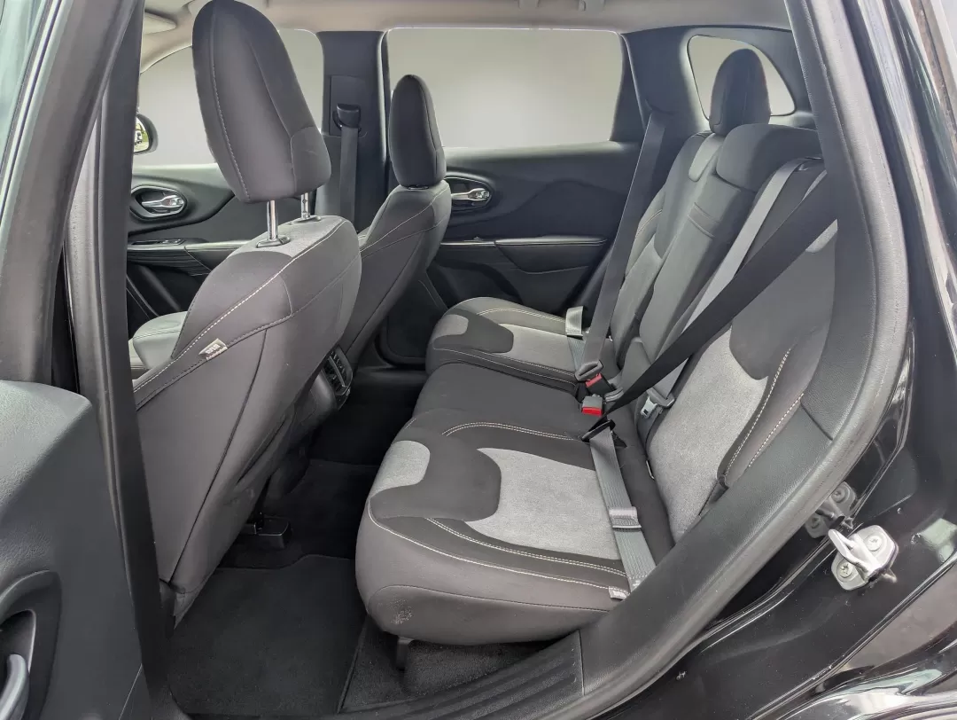 2015 /Black Jeep Cherokee Sport (1C4PJLAB8FW) with an Other engine, located at 5115 14th Ave., Columbus, GA, 31904, (706) 323-0345, 32.511494, -84.971046 - 2015 Jeep Cherokee Sport - Photo#10