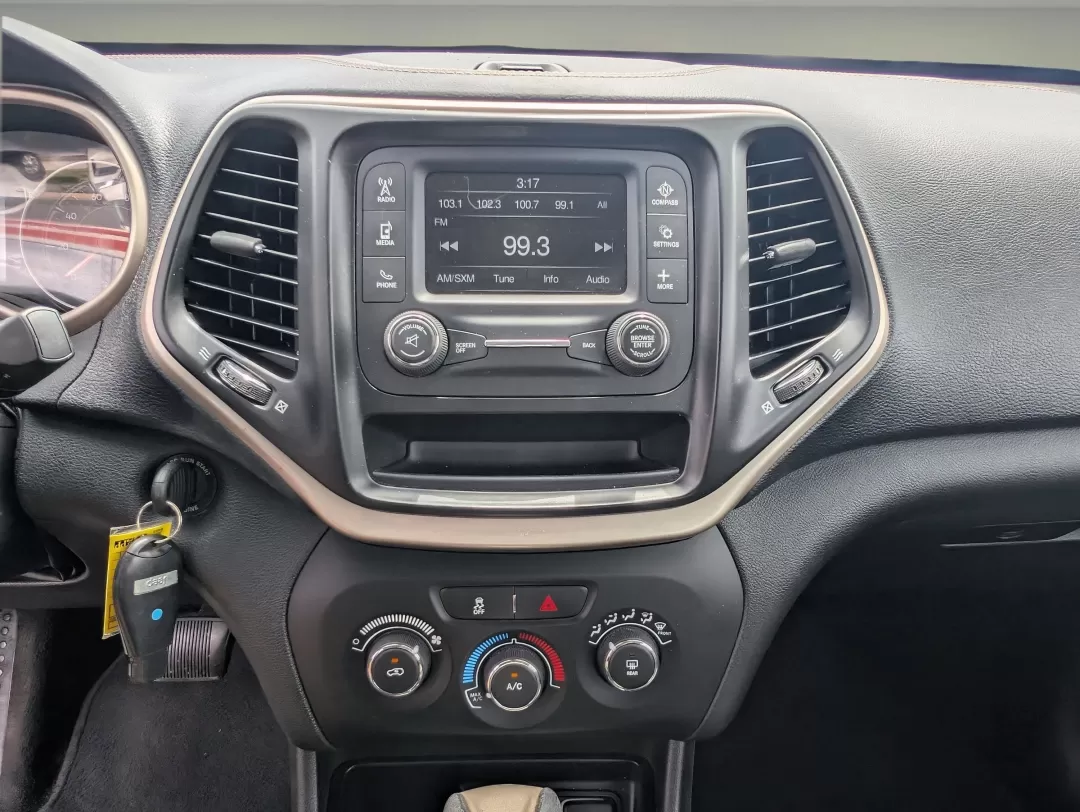 2015 /Black Jeep Cherokee Sport (1C4PJLAB8FW) with an Other engine, located at 5115 14th Ave., Columbus, GA, 31904, (706) 323-0345, 32.511494, -84.971046 - 2015 Jeep Cherokee Sport - Photo#12