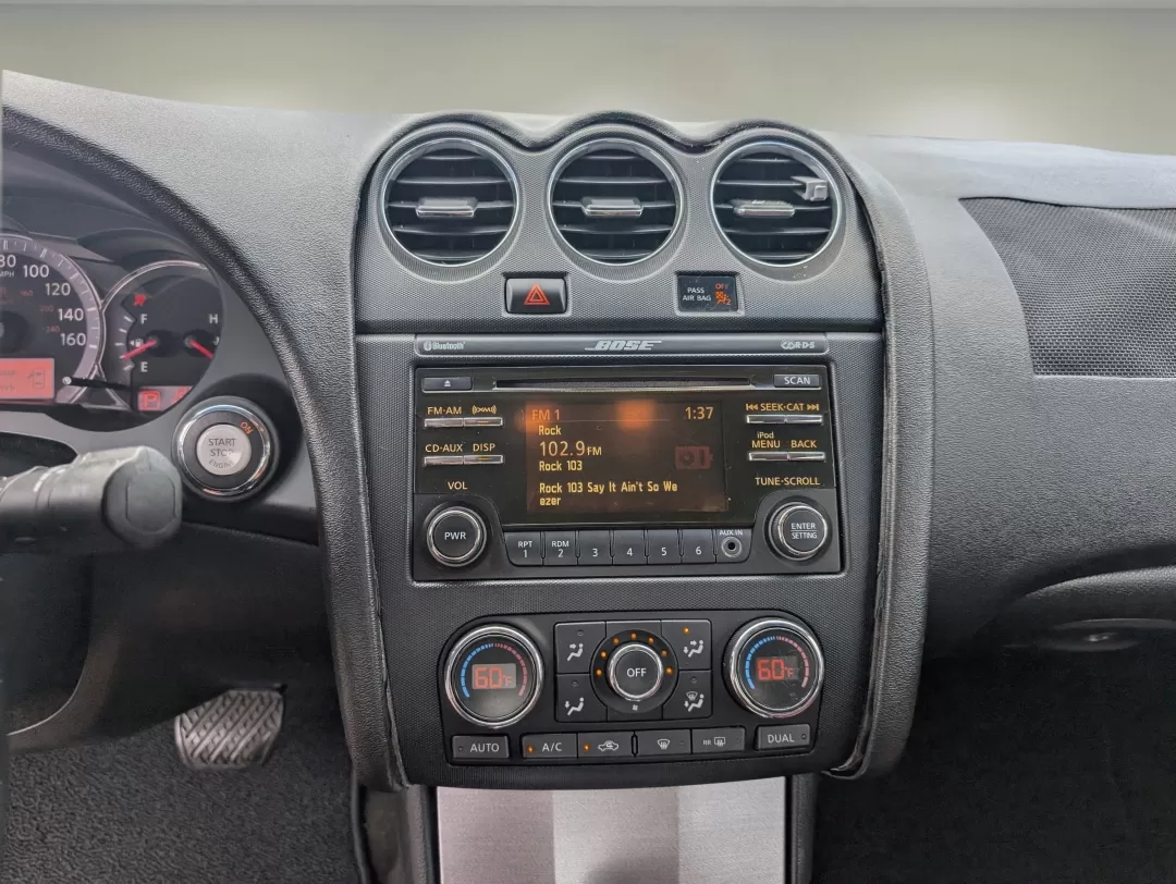 2012 /Red Nissan Altima 3.5 SR (1N4BL2EP0CC) with an Other engine, located at 3959 U.S. 80 W, Phenix City, AL, 36870, (334) 297-4885, 32.469296, -85.135185 - **Unleash Your Everyday Adventure with the 2012 Nissan Altima 3.5 SR at Gils Auto in Phenix City!**<br /> <br /> Are you on the lookout for a stylish yet practical vehicle that complements your dynamic lifestyle? Look no further than the 2012 Nissan Altima 3.5 SR, now available at Gils Auto, your go - Photo#13