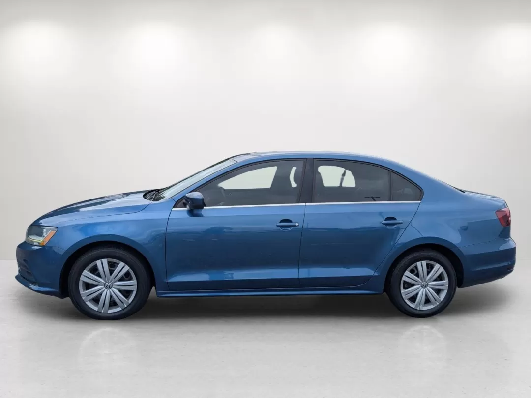 2017 Volkswagen Jetta 1.4T S (3VW2B7AJ2HM) with an Other engine, located at 7000 Northlake Connector, Columbus, GA, 31904, (706) 987-8085, 32.524975, -84.978134 - Looking for the perfect sedan to enhance your daily commute or weekend adventures? Look no further than this stunning 2017 Volkswagen Jetta 1.4T S, available now at Gils Auto in Phenix City, AL. Whether you're navigating the bustling streets of Lee County or heading out for a family road trip, this - Photo#7