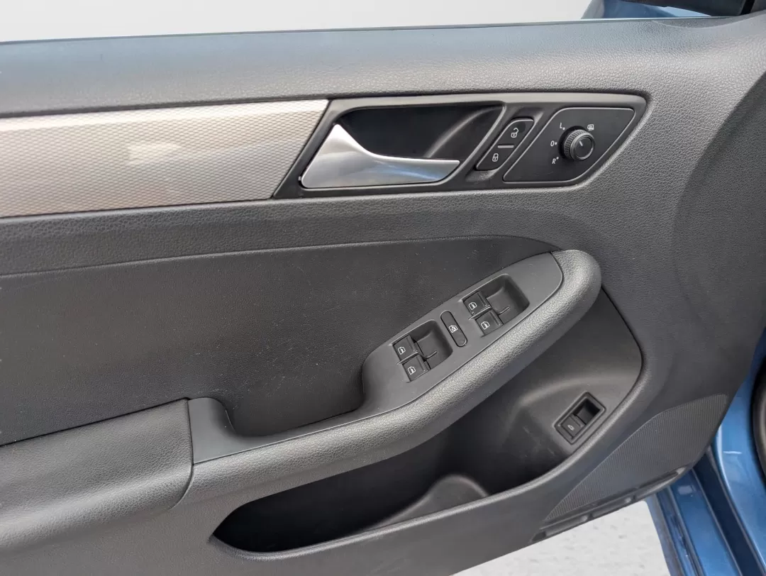 2017 Volkswagen Jetta 1.4T S (3VW2B7AJ2HM) with an Other engine, located at 7000 Northlake Connector, Columbus, GA, 31904, (706) 987-8085, 32.524975, -84.978134 - Looking for the perfect sedan to enhance your daily commute or weekend adventures? Look no further than this stunning 2017 Volkswagen Jetta 1.4T S, available now at Gils Auto in Phenix City, AL. Whether you're navigating the bustling streets of Lee County or heading out for a family road trip, this - Photo#8