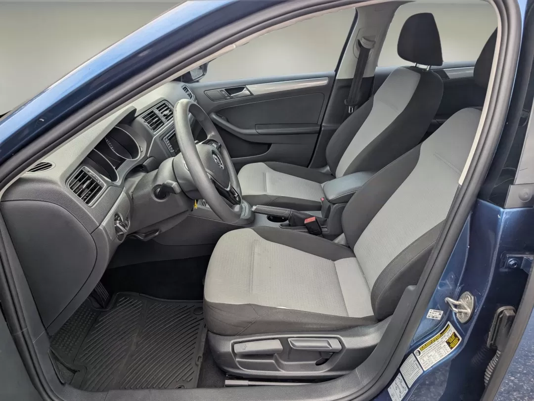 2017 Volkswagen Jetta 1.4T S (3VW2B7AJ2HM) with an Other engine, located at 7000 Northlake Connector, Columbus, GA, 31904, (706) 987-8085, 32.524975, -84.978134 - Looking for the perfect sedan to enhance your daily commute or weekend adventures? Look no further than this stunning 2017 Volkswagen Jetta 1.4T S, available now at Gils Auto in Phenix City, AL. Whether you're navigating the bustling streets of Lee County or heading out for a family road trip, this - Photo#9