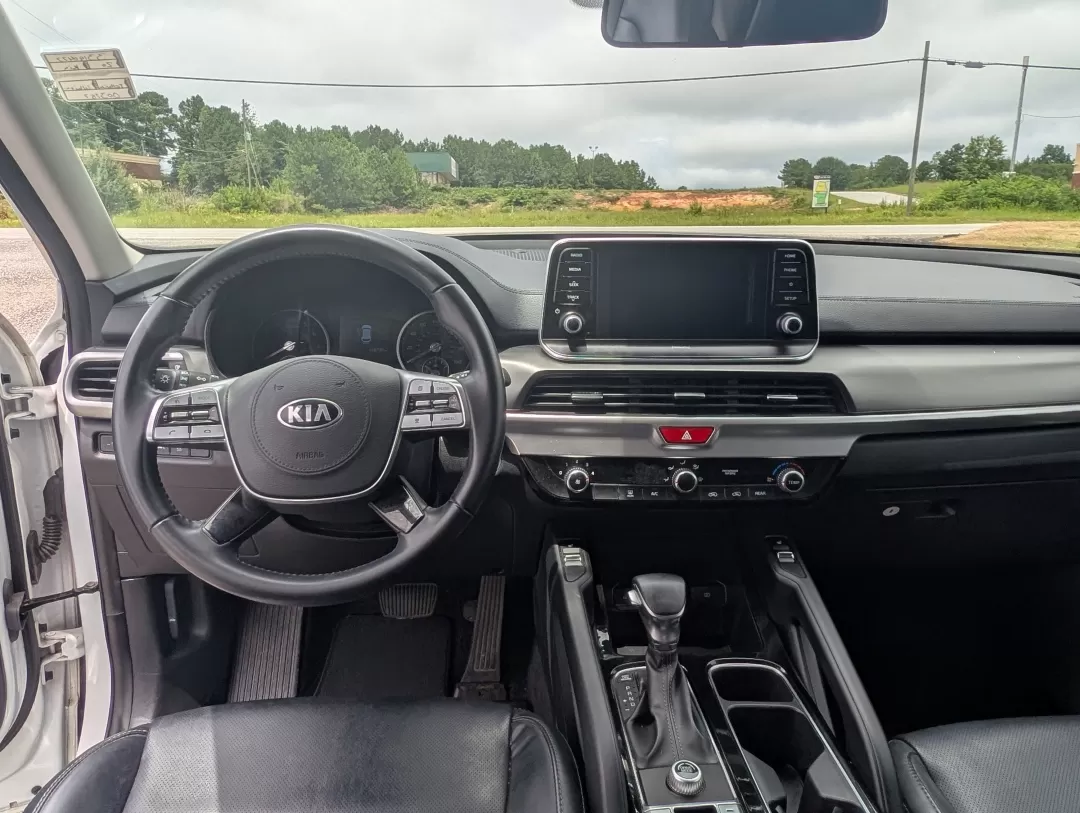 2020 /Black Kia Telluride S (5XYP64HC0LG) with an Other engine, located at 3959 U.S. 80 W, Phenix City, AL, 36870, (334) 297-4885, 32.469296, -85.135185 - ### Discover Your Next Adventure with the 2020 Kia Telluride at Gils Auto!<br /> <br /> If you're searching for the perfect vehicle to elevate your family's adventures or streamline your daily commute, look no further than the stunning **2020 Kia Telluride** available at **Gils Auto** in **Phenix Ci - Photo#12