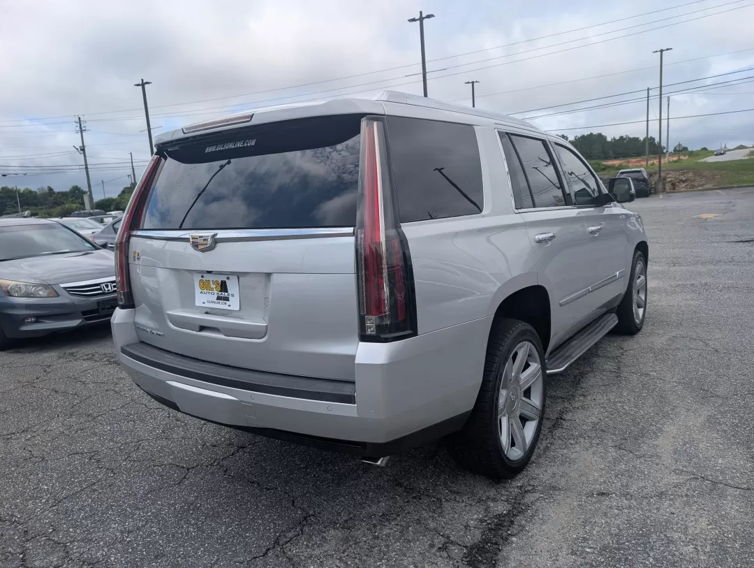 2015 /Jet Black Cadillac Escalade Luxury (1GYS3MKJ8FR) with an Other engine, located at 3959 U.S. 80 W, Phenix City, AL, 36870, (334) 297-4885, 32.469296, -85.135185 - **Elevate Your Lifestyle with the 2015 Cadillac Escalade Luxury Edition Perfect for Families and Adventurers Alike!**<br /> <br /> Discover the perfect blend of luxury, space, and power with the stunning 2015 Cadillac Escalade, now available at Gils Auto, your premier Buy Here Pay Here dealership l - Photo#4