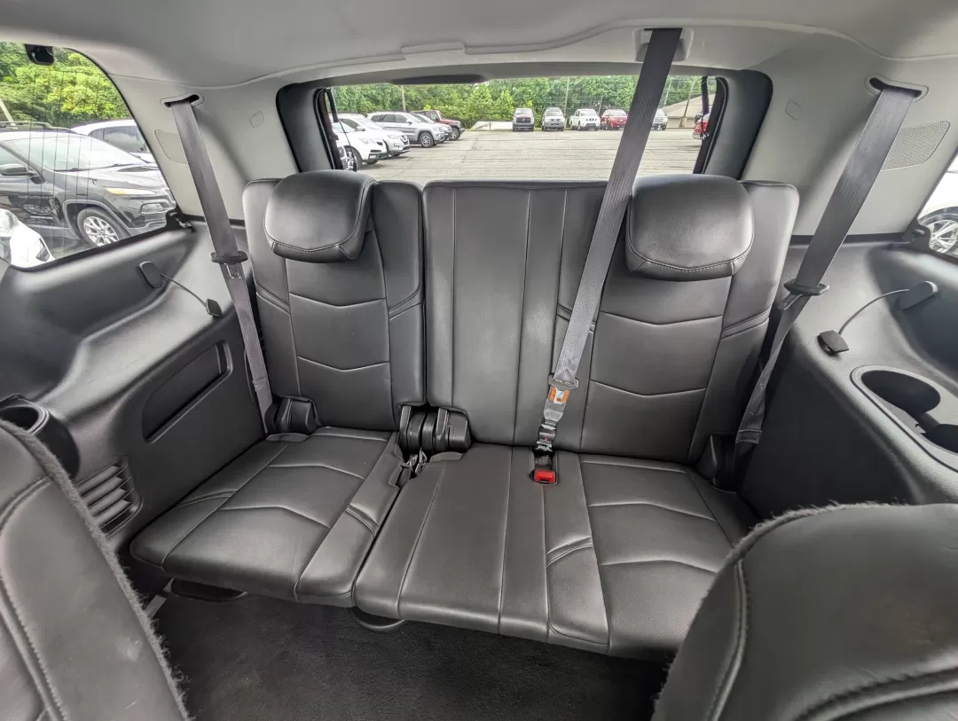 2015 /Jet Black Cadillac Escalade Luxury (1GYS3MKJ8FR) with an Other engine, located at 3959 U.S. 80 W, Phenix City, AL, 36870, (334) 297-4885, 32.469296, -85.135185 - **Elevate Your Lifestyle with the 2015 Cadillac Escalade Luxury Edition Perfect for Families and Adventurers Alike!**<br /> <br /> Discover the perfect blend of luxury, space, and power with the stunning 2015 Cadillac Escalade, now available at Gils Auto, your premier Buy Here Pay Here dealership l - Photo#10