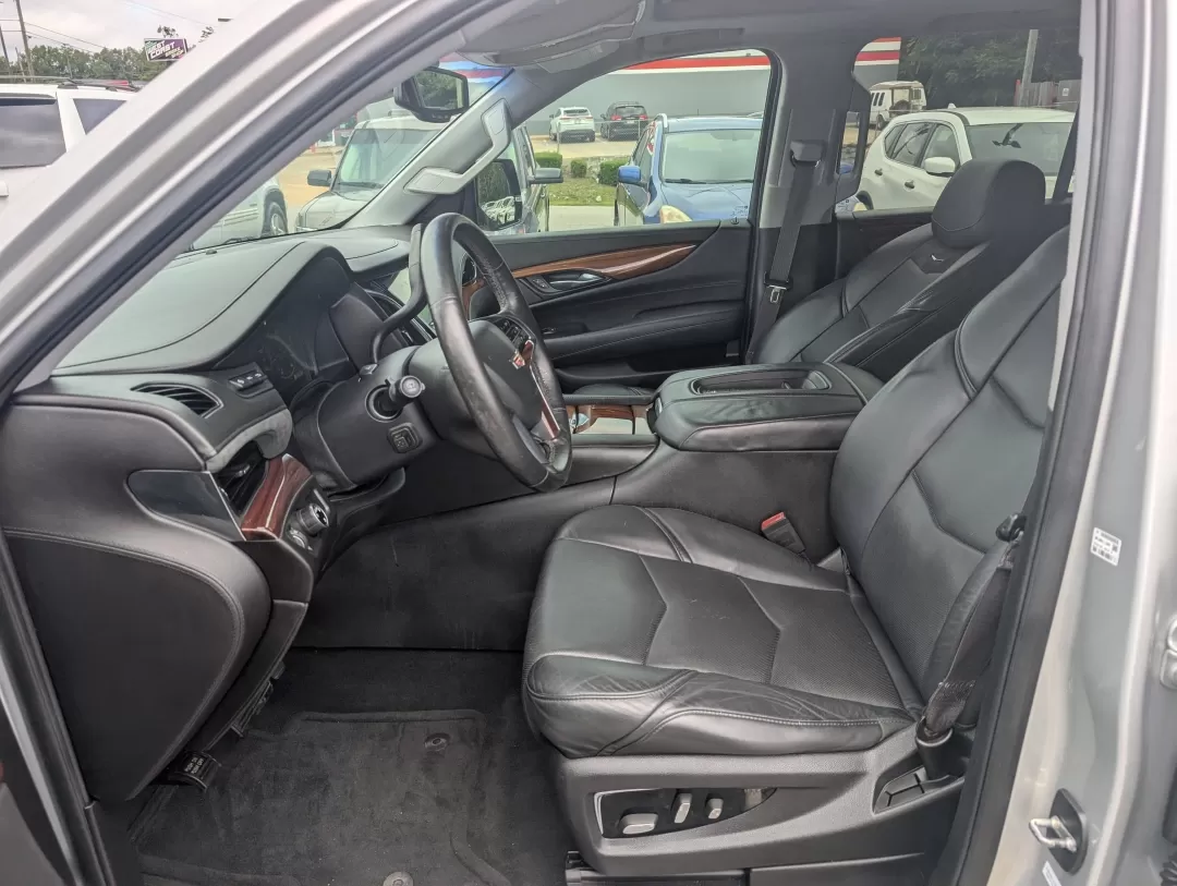 2015 /Jet Black Cadillac Escalade Luxury (1GYS3MKJ8FR) with an Other engine, located at 3959 U.S. 80 W, Phenix City, AL, 36870, (334) 297-4885, 32.469296, -85.135185 - **Elevate Your Lifestyle with the 2015 Cadillac Escalade Luxury Edition Perfect for Families and Adventurers Alike!**<br /> <br /> Discover the perfect blend of luxury, space, and power with the stunning 2015 Cadillac Escalade, now available at Gils Auto, your premier Buy Here Pay Here dealership l - Photo#12