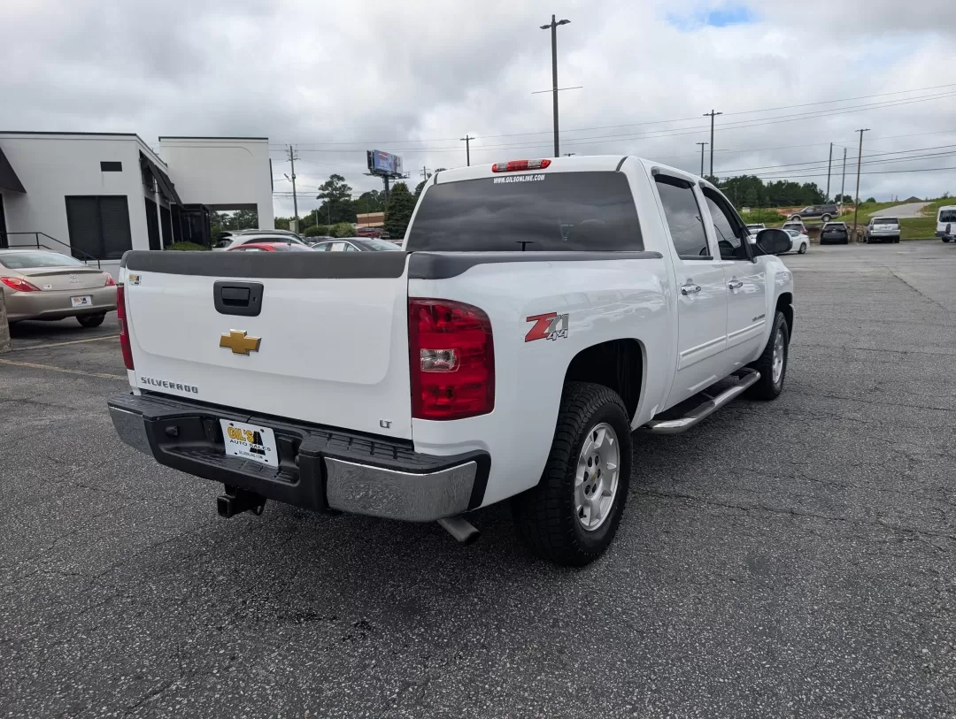 2013 /Light Cashmere/Dark Cashmere Chevrolet Silverado 1500 LT (3GCPKSE75DG) with an Other engine, located at 3959 U.S. 80 W, Phenix City, AL, 36870, (334) 297-4885, 32.469296, -85.135185 - **Elevate Your Adventures with the 2013 Chevrolet Silverado 1500 LT at Gils Auto in Phenix City, AL!**<br /> <br /> Are you ready to take your weekend getaways or daily commutes to the next level? The 2013 Chevrolet Silverado 1500 LT is the perfect companion for those who value reliability and perfo - Photo#4
