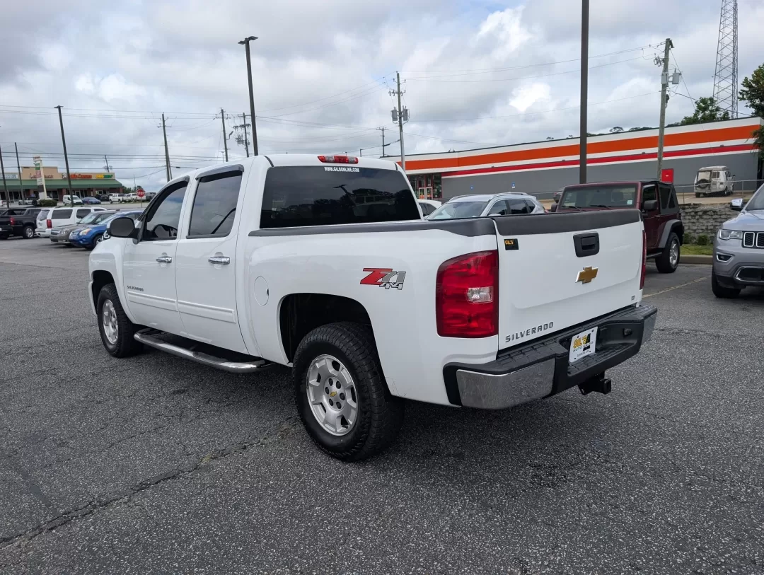 2013 /Light Cashmere/Dark Cashmere Chevrolet Silverado 1500 LT (3GCPKSE75DG) with an Other engine, located at 3959 U.S. 80 W, Phenix City, AL, 36870, (334) 297-4885, 32.469296, -85.135185 - **Elevate Your Adventures with the 2013 Chevrolet Silverado 1500 LT at Gils Auto in Phenix City, AL!**<br /> <br /> Are you ready to take your weekend getaways or daily commutes to the next level? The 2013 Chevrolet Silverado 1500 LT is the perfect companion for those who value reliability and perfo - Photo#6