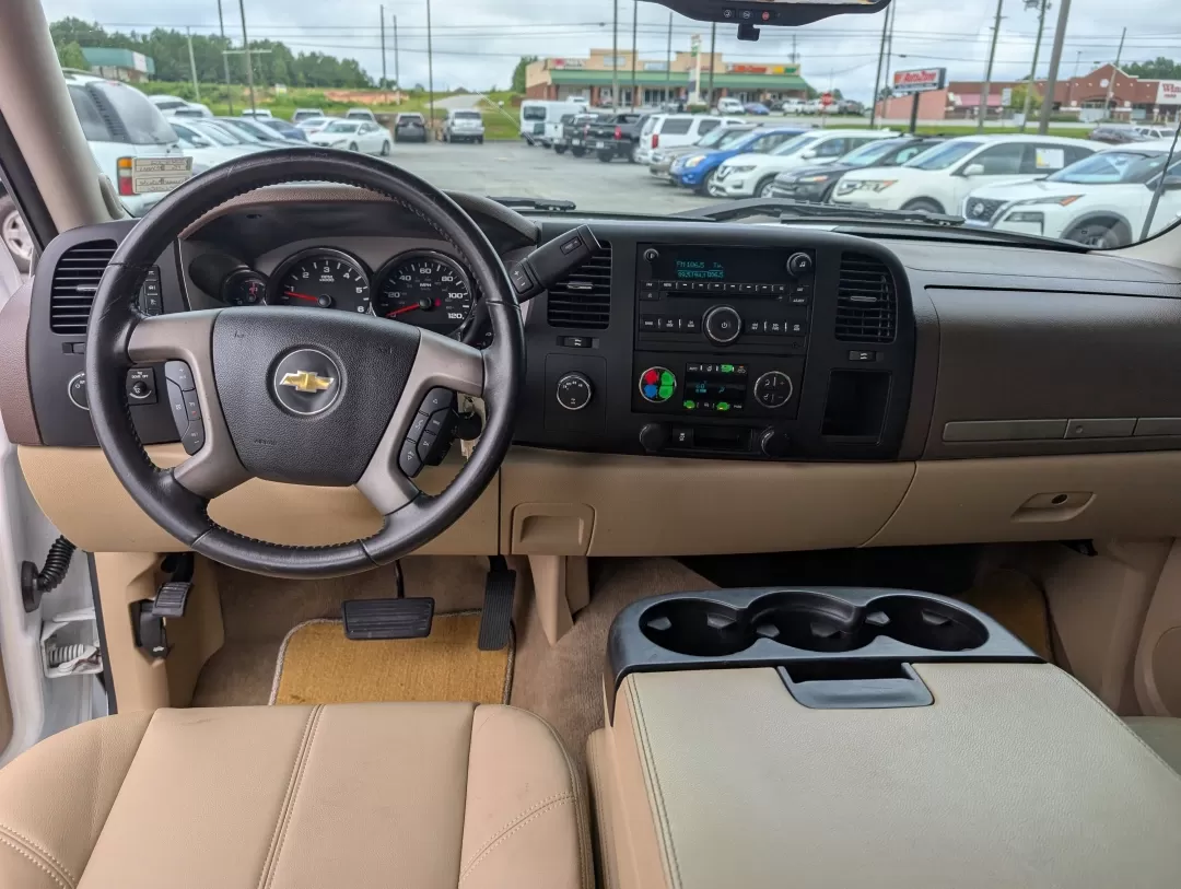 2013 /Light Cashmere/Dark Cashmere Chevrolet Silverado 1500 LT (3GCPKSE75DG) with an Other engine, located at 3959 U.S. 80 W, Phenix City, AL, 36870, (334) 297-4885, 32.469296, -85.135185 - **Elevate Your Adventures with the 2013 Chevrolet Silverado 1500 LT at Gils Auto in Phenix City, AL!**<br /> <br /> Are you ready to take your weekend getaways or daily commutes to the next level? The 2013 Chevrolet Silverado 1500 LT is the perfect companion for those who value reliability and perfo - Photo#12