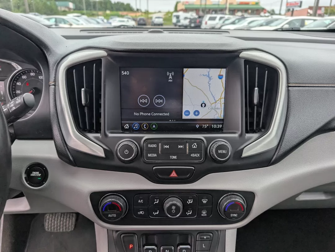 2018 /Medium Ash Gray/Jet Black GMC Terrain SLE (3GKALMEV9JL) with an Other engine, located at 3959 U.S. 80 W, Phenix City, AL, 36870, (334) 297-4885, 32.469296, -85.135185 - Discover the perfect blend of comfort, style, and functionality with the 2018 GMC Terrain SLE, now available at Gils Auto in Phenix City, AL. This stylish SUV is designed for your family's adventures-whether you're navigating the daily commute, enjoying weekend getaways, or tackling outdoor excursio - Photo#14