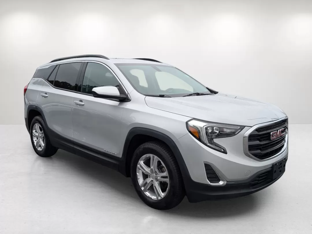 2018 /Medium Ash Gray/Jet Black GMC Terrain SLE (3GKALMEV9JL) with an Other engine, located at 7000 Northlake Connector, Columbus, GA, 31904, (706) 987-8085, 32.524975, -84.978134 - Discover the perfect blend of comfort, style, and functionality with the 2018 GMC Terrain SLE, now available at Gils Auto in Phenix City, AL. This stylish SUV is designed for your family's adventures-whether you're navigating the daily commute, enjoying weekend getaways, or tackling outdoor excursio - Photo#2