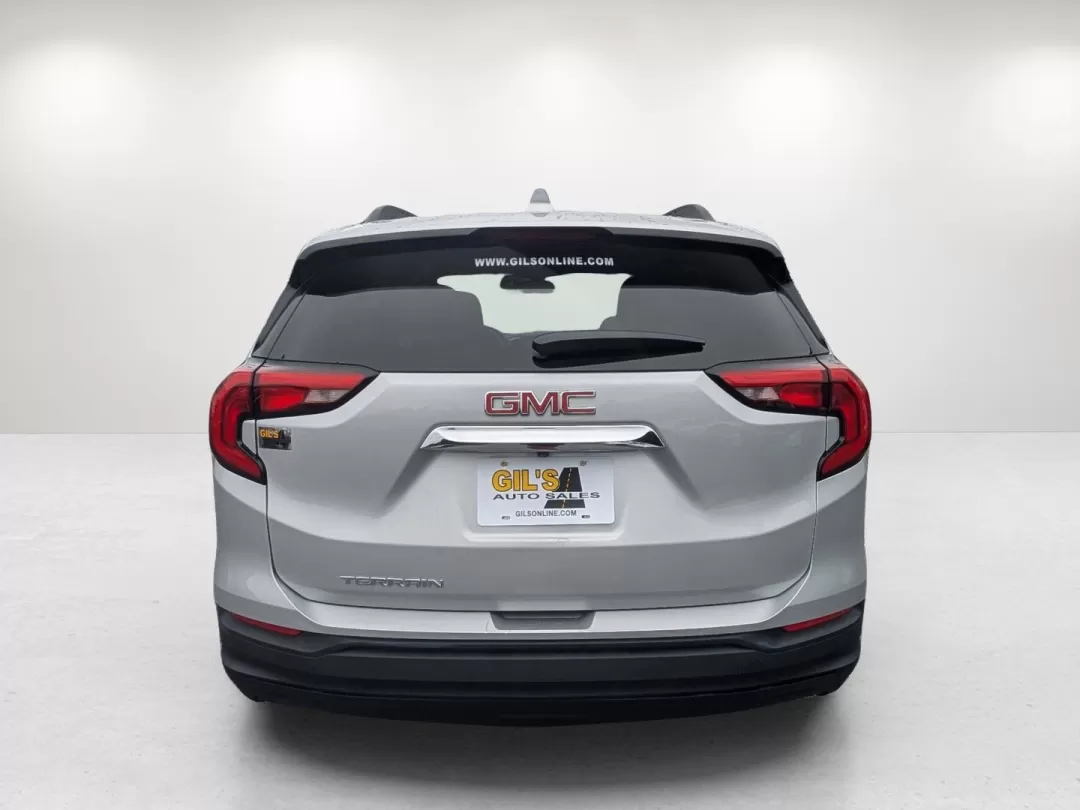 2018 /Medium Ash Gray/Jet Black GMC Terrain SLE (3GKALMEV9JL) with an Other engine, located at 7000 Northlake Connector, Columbus, GA, 31904, (706) 987-8085, 32.524975, -84.978134 - Discover the perfect blend of comfort, style, and functionality with the 2018 GMC Terrain SLE, now available at Gils Auto in Phenix City, AL. This stylish SUV is designed for your family's adventures-whether you're navigating the daily commute, enjoying weekend getaways, or tackling outdoor excursio - Photo#5