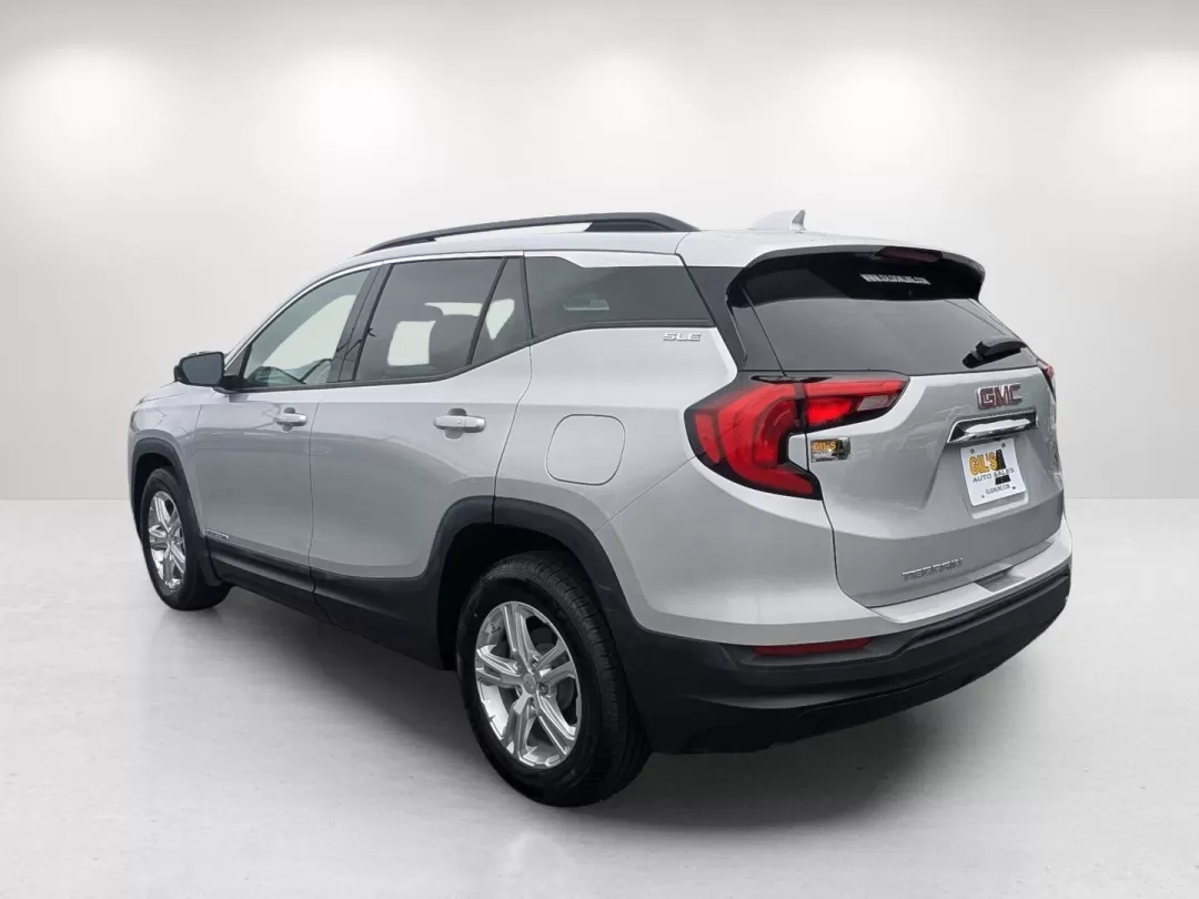2018 /Medium Ash Gray/Jet Black GMC Terrain SLE (3GKALMEV9JL) with an Other engine, located at 7000 Northlake Connector, Columbus, GA, 31904, (706) 987-8085, 32.524975, -84.978134 - Discover the perfect blend of comfort, style, and functionality with the 2018 GMC Terrain SLE, now available at Gils Auto in Phenix City, AL. This stylish SUV is designed for your family's adventures-whether you're navigating the daily commute, enjoying weekend getaways, or tackling outdoor excursio - Photo#6