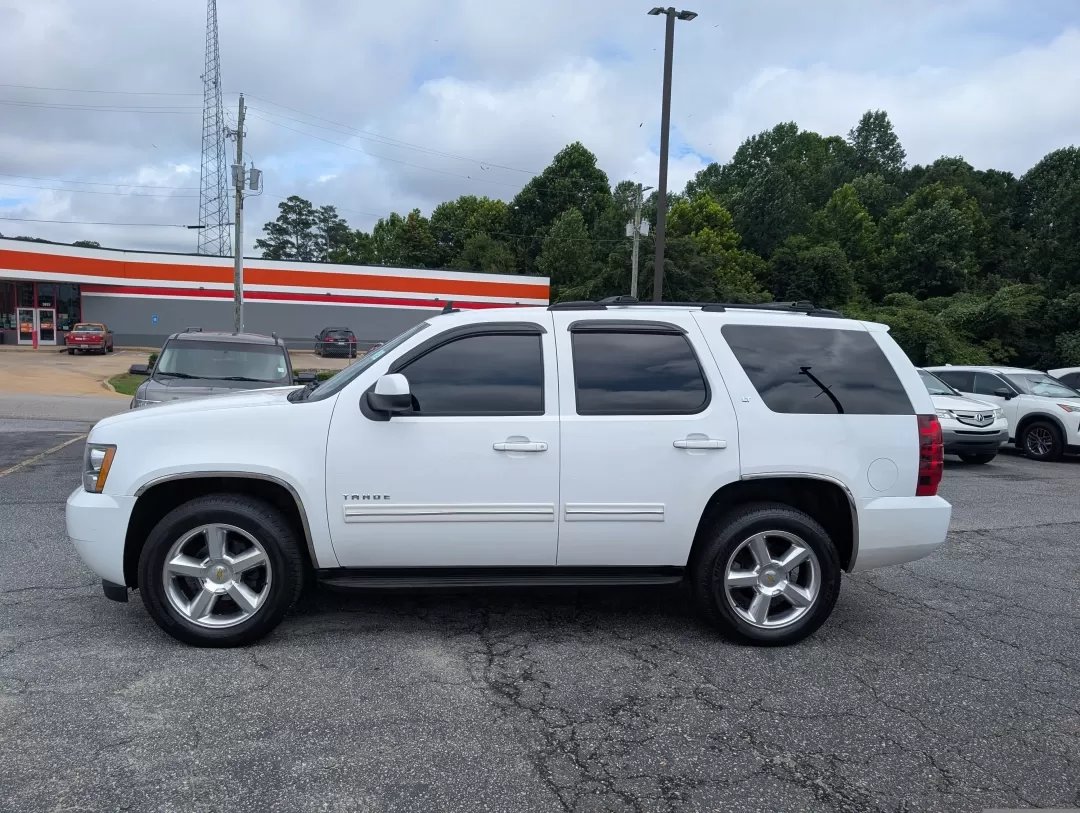 2011 /Light Cashmere/Dark Cashmere Chevrolet Tahoe LT (1GNSKBE04BR) with an Other engine, located at 3959 U.S. 80 W, Phenix City, AL, 36870, (334) 297-4885, 32.469296, -85.135185 - **Adventure Awaits: 2011 Chevrolet Tahoe LT Available Now!** <br /> <br /> Are you ready to elevate your family adventures or weekend getaways? Look no further than this stunning 2011 Chevrolet Tahoe LT, a perfect companion for growing families, city commuters, or outdoor enthusiasts. With its spac - Photo#7