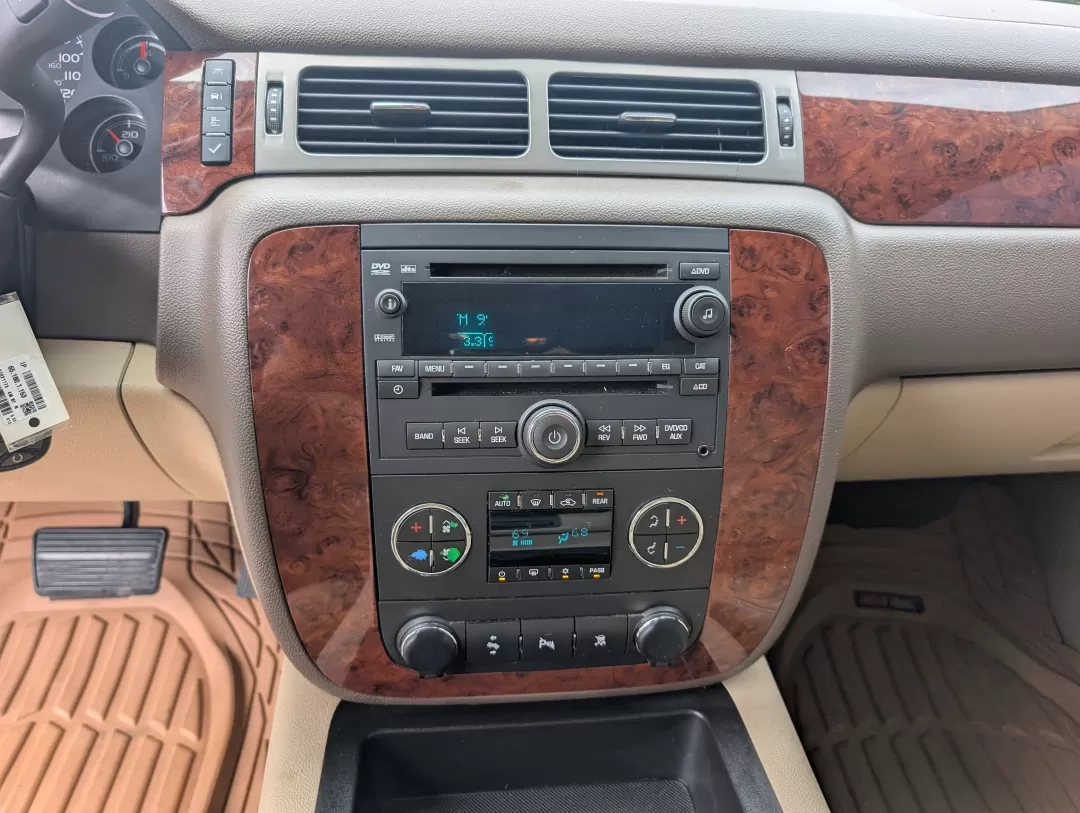 2011 /Light Cashmere/Dark Cashmere Chevrolet Tahoe LT (1GNSKBE04BR) with an Other engine, located at 3959 U.S. 80 W, Phenix City, AL, 36870, (334) 297-4885, 32.469296, -85.135185 - **Adventure Awaits: 2011 Chevrolet Tahoe LT Available Now!** <br /> <br /> Are you ready to elevate your family adventures or weekend getaways? Look no further than this stunning 2011 Chevrolet Tahoe LT, a perfect companion for growing families, city commuters, or outdoor enthusiasts. With its spac - Photo#13