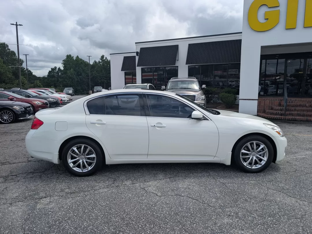 2008 Infiniti G35 Sedan Journey (JNKBV61E18M) with an Other engine, located at 3959 U.S. 80 W, Phenix City, AL, 36870, (334) 297-4885, 32.469296, -85.135185 - **Elevate Your Daily Drive with the 2008 Infiniti G35 Sedan from Gils Auto in Phenix City, AL!**<br /> <br /> Are you ready to transform your daily commute or weekend getaways into luxurious experiences? The 2008 Infiniti G35 Sedan is not just a vehicle; it's the perfect companion for those seeking - Photo#3