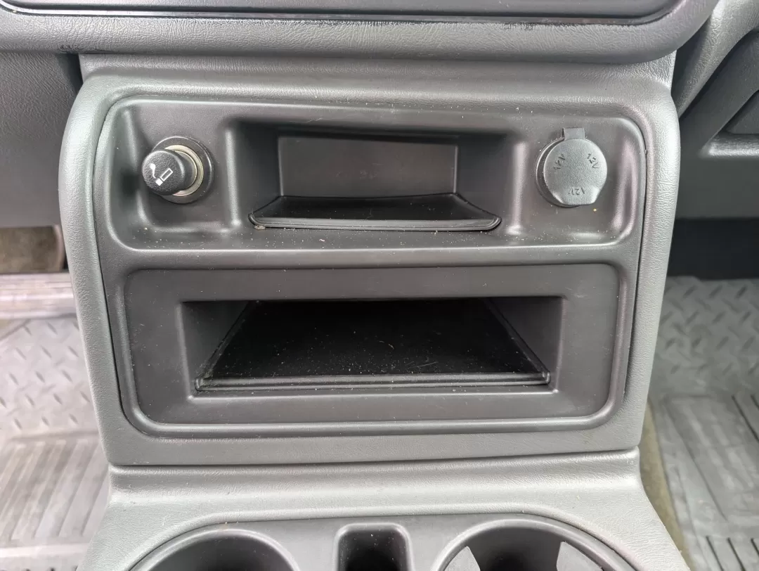 2004 /Dark Charcoal Chevrolet Silverado 1500 LT (1GCEC19T44Z) with an Other engine, located at 7000 Northlake Connector, Columbus, GA, 31904, (706) 987-8085, 32.524975, -84.978134 - **Experience Adventure and Reliability with the 2004 Chevrolet Silverado 1500 LT at Gils Auto!**<br /> <br /> Are you ready to elevate your driving experience? Whether you're tackling daily commutes, embarking on weekend adventures, or hauling gear for your growing family, the 2004 Chevrolet Silvera - Photo#13
