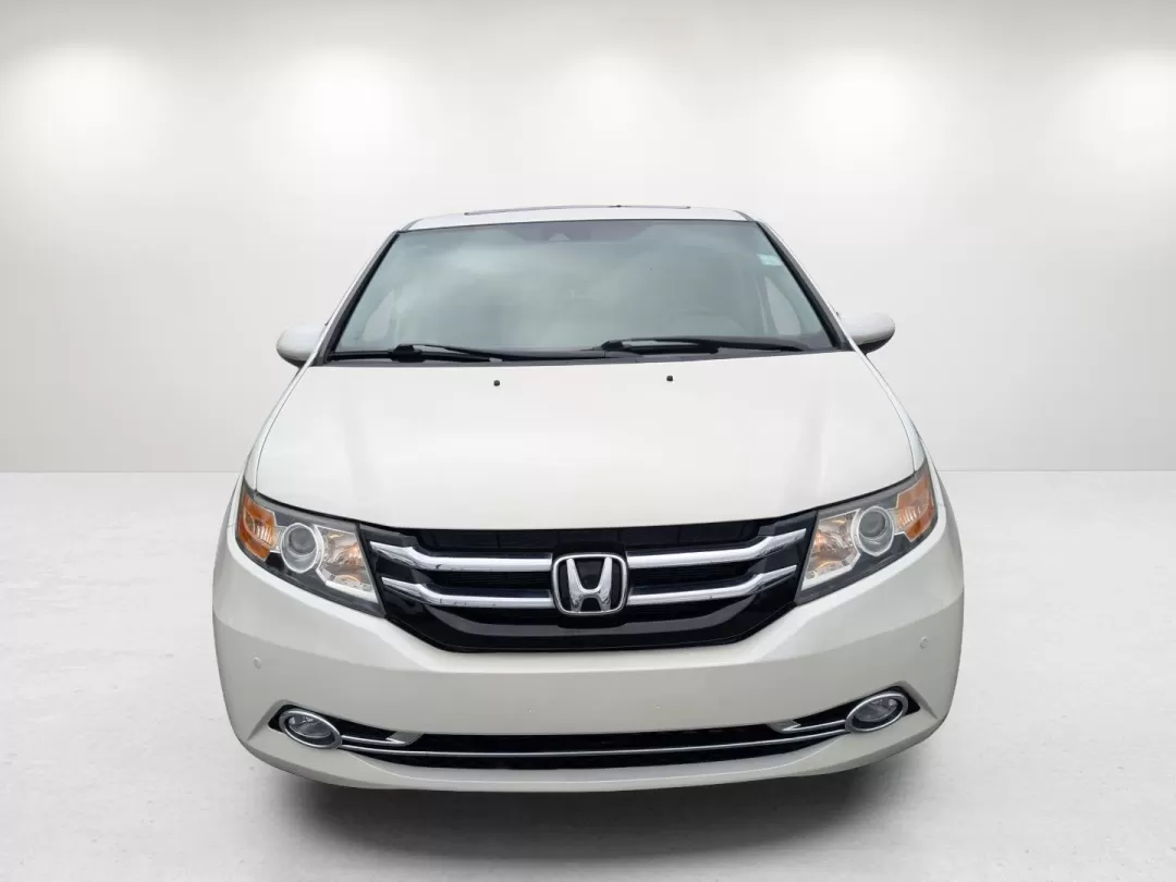 2014 Honda Odyssey (5FNRL5H92EB) with an Other engine, located at 7000 Northlake Connector, Columbus, GA, 31904, (706) 987-8085, 32.524975, -84.978134 - **Discover Family Adventures with the 2014 Honda Odyssey at Gils Auto in Phenix City, AL!**<br /> <br /> Are you ready to elevate your family's travel experience? The 2014 Honda Odyssey is the ultimate minivan designed for those who love to explore. With its spacious interior and cutting-edge featur - Photo#1