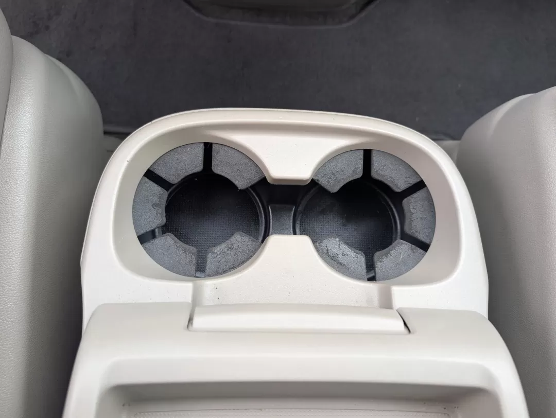 2014 Honda Odyssey (5FNRL5H92EB) with an Other engine, located at 7000 Northlake Connector, Columbus, GA, 31904, (706) 987-8085, 32.524975, -84.978134 - **Discover Family Adventures with the 2014 Honda Odyssey at Gils Auto in Phenix City, AL!**<br /> <br /> Are you ready to elevate your family's travel experience? The 2014 Honda Odyssey is the ultimate minivan designed for those who love to explore. With its spacious interior and cutting-edge featur - Photo#13
