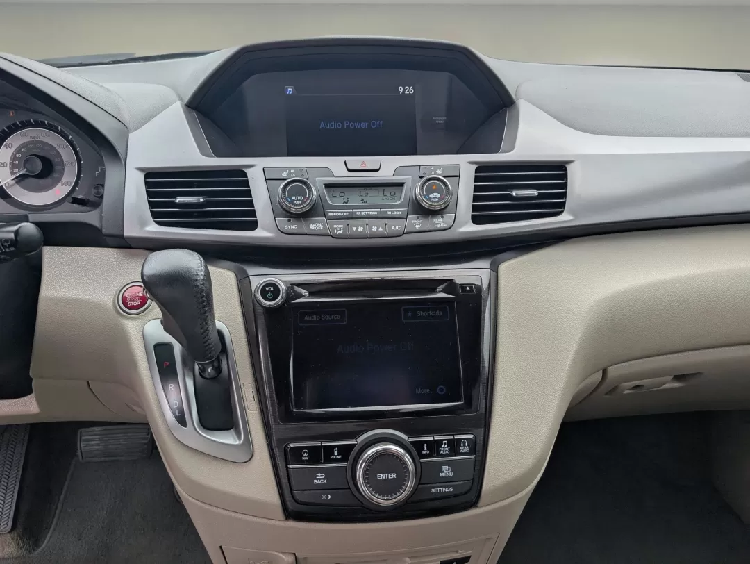 2014 Honda Odyssey (5FNRL5H92EB) with an Other engine, located at 7000 Northlake Connector, Columbus, GA, 31904, (706) 987-8085, 32.524975, -84.978134 - **Discover Family Adventures with the 2014 Honda Odyssey at Gils Auto in Phenix City, AL!**<br /> <br /> Are you ready to elevate your family's travel experience? The 2014 Honda Odyssey is the ultimate minivan designed for those who love to explore. With its spacious interior and cutting-edge featur - Photo#15
