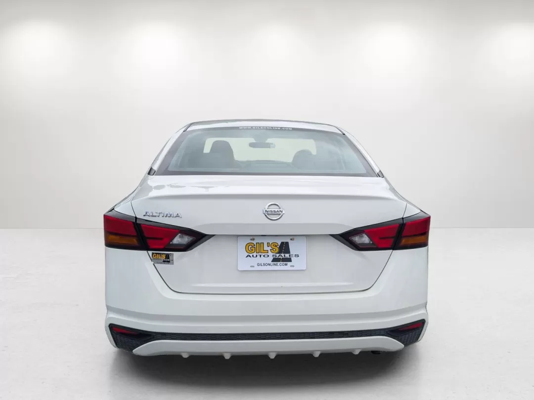 2021 /Charcoal Nissan Altima 2.5 S (1N4BL4BV9MN) with an Other engine, located at 3959 U.S. 80 W, Phenix City, AL, 36870, (334) 297-4885, 32.469296, -85.135185 - **Unlock New Adventures with the 2021 Nissan Altima at Gils Auto!**<br /> <br /> Are you ready to enhance your daily driving experience? Whether you're commuting to work, running errands around Phenix City, or embarking on weekend getaways, the 2021 Nissan Altima is designed to meet your dynamic lif - Photo#5