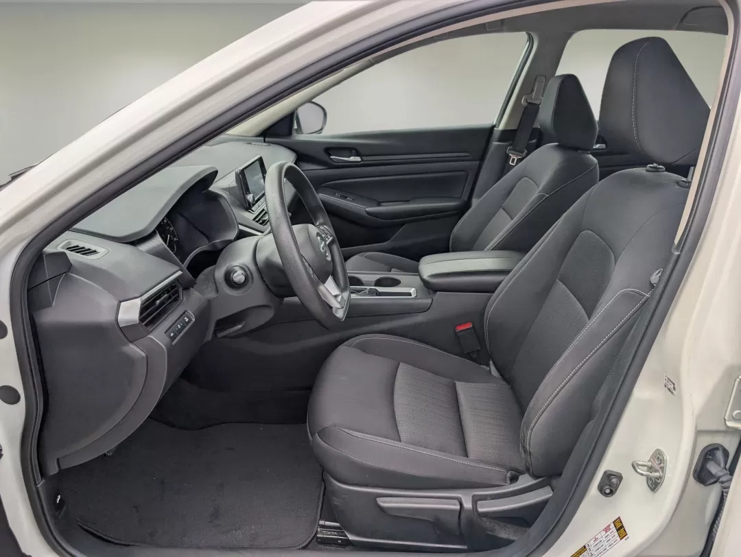 2021 /Charcoal Nissan Altima 2.5 S (1N4BL4BV9MN) with an Other engine, located at 3959 U.S. 80 W, Phenix City, AL, 36870, (334) 297-4885, 32.469296, -85.135185 - **Unlock New Adventures with the 2021 Nissan Altima at Gils Auto!**<br /> <br /> Are you ready to enhance your daily driving experience? Whether you're commuting to work, running errands around Phenix City, or embarking on weekend getaways, the 2021 Nissan Altima is designed to meet your dynamic lif - Photo#9
