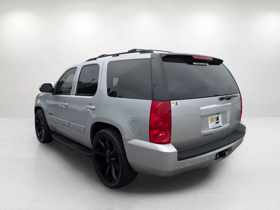 2012 /Ebony GMC Yukon SLT (1GKS1CE05CR) with an Other engine, located at 3959 U.S. 80 W, Phenix City, AL, 36870, (334) 297-4885, 32.469296, -85.135185 - **Adventure Awaits with the 2012 GMC Yukon SLT Perfect for Families and Weekend Escapes!**<br /> <br /> Experience the open road like never before with the robust and reliable 2012 GMC Yukon SLT, now available at Gils Auto, your trusted Buy Here Pay Here dealership located at 3959 U.S. 80 W, Phenix - Photo#6