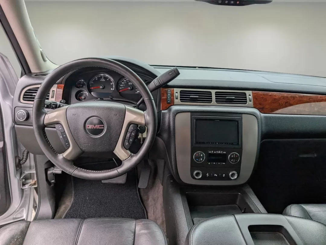 2012 /Ebony GMC Yukon SLT (1GKS1CE05CR) with an Other engine, located at 3959 U.S. 80 W, Phenix City, AL, 36870, (334) 297-4885, 32.469296, -85.135185 - **Adventure Awaits with the 2012 GMC Yukon SLT Perfect for Families and Weekend Escapes!**<br /> <br /> Experience the open road like never before with the robust and reliable 2012 GMC Yukon SLT, now available at Gils Auto, your trusted Buy Here Pay Here dealership located at 3959 U.S. 80 W, Phenix - Photo#11