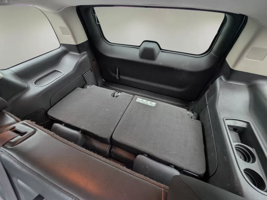 2012 /Ebony GMC Yukon SLT (1GKS1CE05CR) with an Other engine, located at 3959 U.S. 80 W, Phenix City, AL, 36870, (334) 297-4885, 32.469296, -85.135185 - **Adventure Awaits with the 2012 GMC Yukon SLT Perfect for Families and Weekend Escapes!**<br /> <br /> Experience the open road like never before with the robust and reliable 2012 GMC Yukon SLT, now available at Gils Auto, your trusted Buy Here Pay Here dealership located at 3959 U.S. 80 W, Phenix - Photo#12