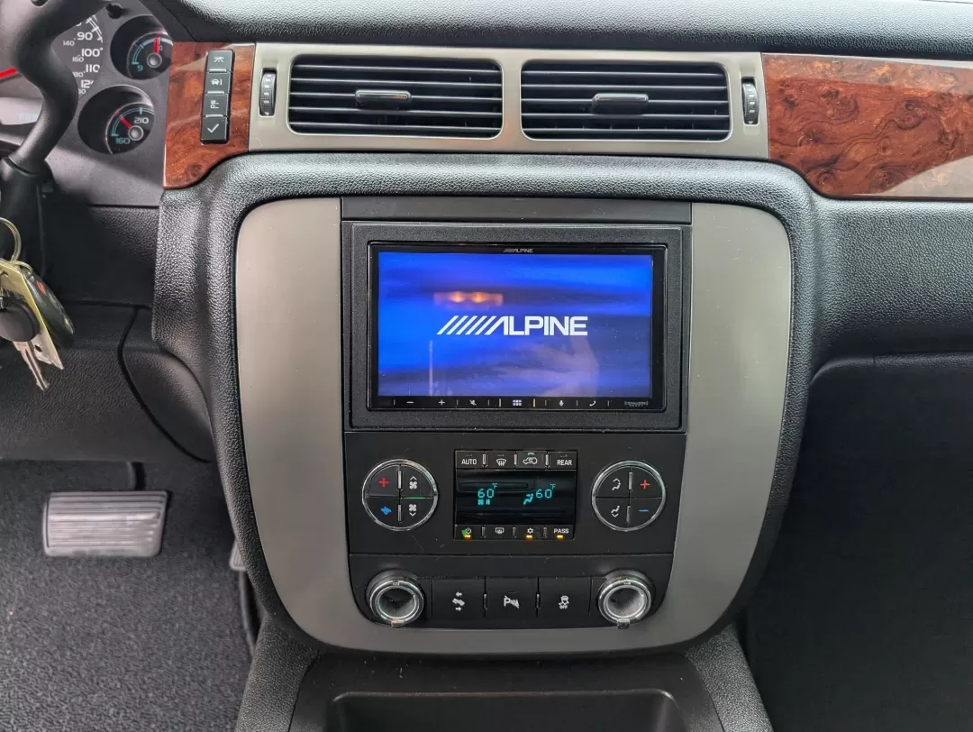 2012 /Ebony GMC Yukon SLT (1GKS1CE05CR) with an Other engine, located at 3959 U.S. 80 W, Phenix City, AL, 36870, (334) 297-4885, 32.469296, -85.135185 - **Adventure Awaits with the 2012 GMC Yukon SLT Perfect for Families and Weekend Escapes!**<br /> <br /> Experience the open road like never before with the robust and reliable 2012 GMC Yukon SLT, now available at Gils Auto, your trusted Buy Here Pay Here dealership located at 3959 U.S. 80 W, Phenix - Photo#13