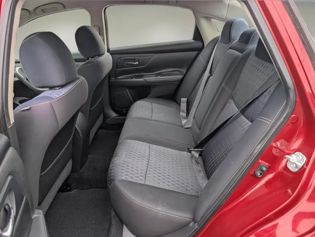 2016 /Charcoal Nissan Altima 2.5 S (1N4AL3AP2GN) with an Other engine, located at 7000 Northlake Connector, Columbus, GA, 31904, (706) 987-8085, 32.524975, -84.978134 - **Drive Your Dreams with the 2016 Nissan Altima 2.5 S at Gils Auto Perfect for Your Everyday Adventures!**<br /> <br /> Are you in search of a reliable sedan that's perfect for your daily commute or weekend escapades? Look no further than this stunning 2016 Nissan Altima 2.5 S, available now at Gil - Photo#10