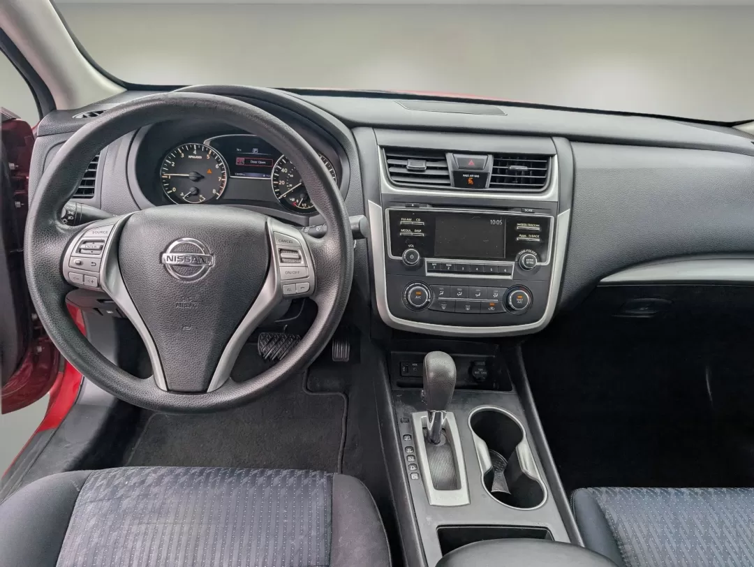 2016 /Charcoal Nissan Altima 2.5 S (1N4AL3AP2GN) with an Other engine, located at 7000 Northlake Connector, Columbus, GA, 31904, (706) 987-8085, 32.524975, -84.978134 - **Drive Your Dreams with the 2016 Nissan Altima 2.5 S at Gils Auto Perfect for Your Everyday Adventures!**<br /> <br /> Are you in search of a reliable sedan that's perfect for your daily commute or weekend escapades? Look no further than this stunning 2016 Nissan Altima 2.5 S, available now at Gil - Photo#11