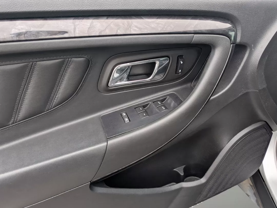 2012 Ford Taurus Limited (1FAHP2FW1CG) with an Other engine, located at 3959 U.S. 80 W, Phenix City, AL, 36870, (334) 297-4885, 32.469296, -85.135185 - Experience the thrill of the open road with our stunning 2012 Ford Taurus Limited, expertly crafted for those who value comfort and style. Whether you're a daily commuter navigating the bustling streets of Phenix City, AL, or a family embarking on weekend adventures, this sedan is designed to elevat - Photo#8