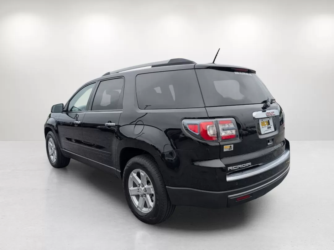 2016 /Ebony GMC Acadia SLE (1GKKRPKD5GJ) with an Other engine, located at 3959 U.S. 80 W, Phenix City, AL, 36870, (334) 297-4885, 32.469296, -85.135185 - **Adventure Awaits with the 2016 GMC Acadia SLE in Phenix City, AL!**<br /> <br /> Are you ready to elevate your family outings or weekend adventures? The 2016 GMC Acadia SLE is designed for those who crave versatility, comfort, and safety in their daily drives and excursions. Whether you're embarki - Photo#6